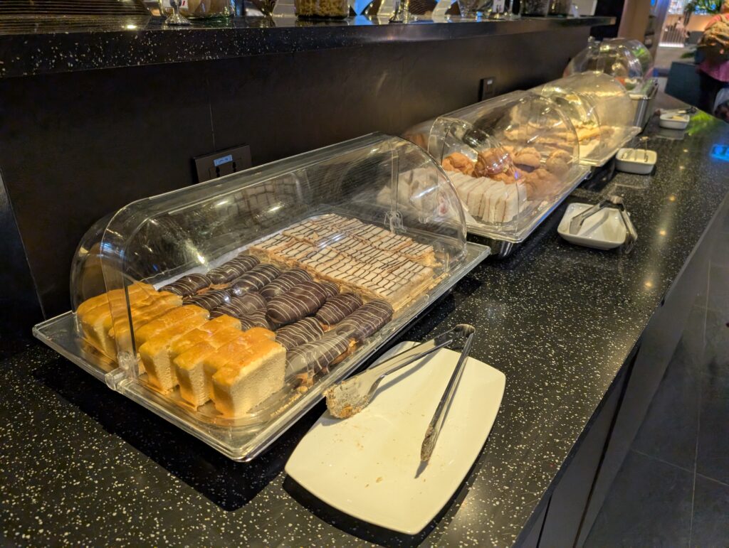 エールフランスラウンジのデザート