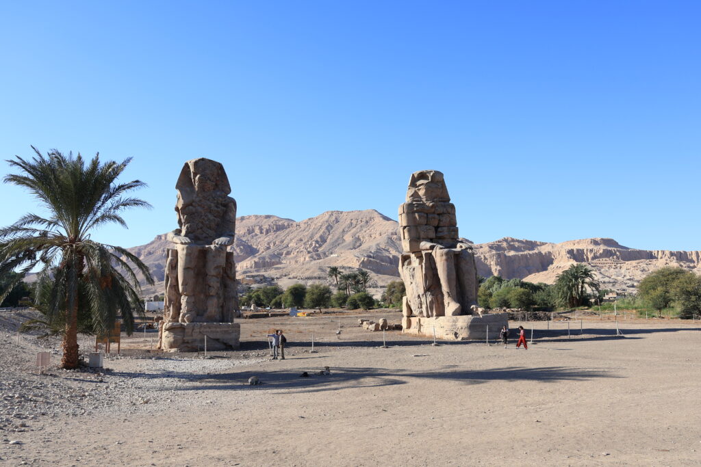 メムノンの巨像(Colossi of Memnon)