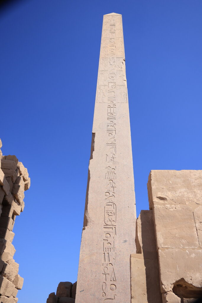 ハトシェプスト女王のオベリスク