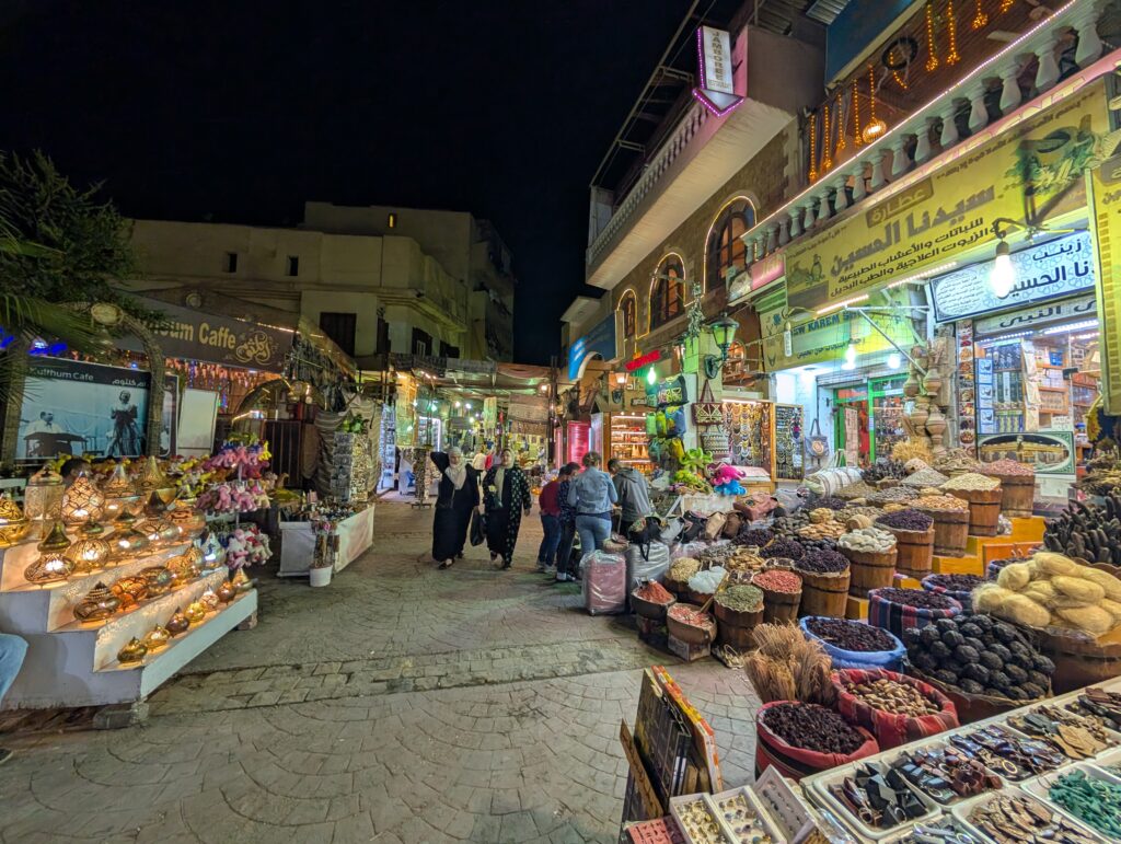 ルクソールのスーク（市場）