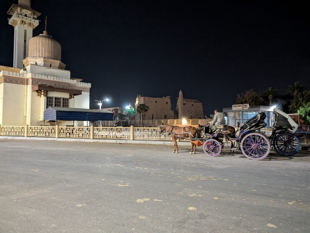 ルクソール神殿