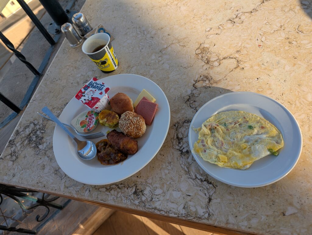 ホテルでの朝食