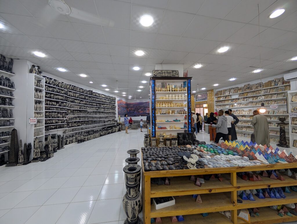 ルクソールのお土産屋