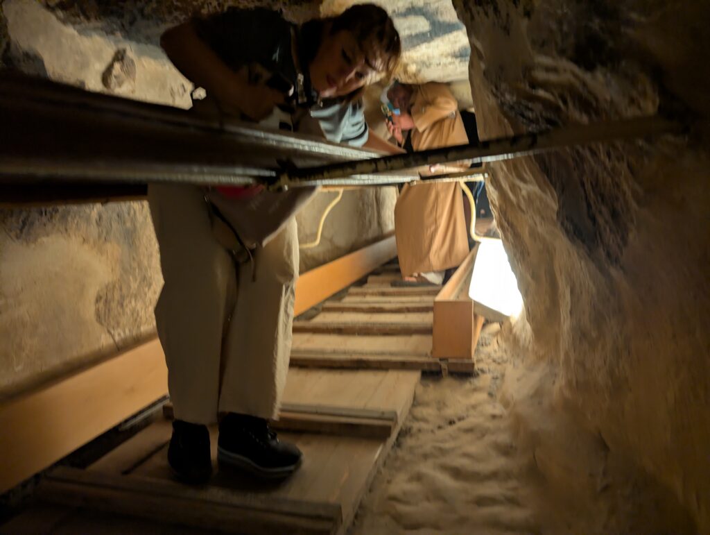 ピラミッド内部の通路