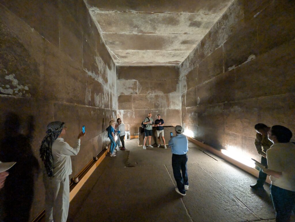 クフ王のピラミッド　王の間