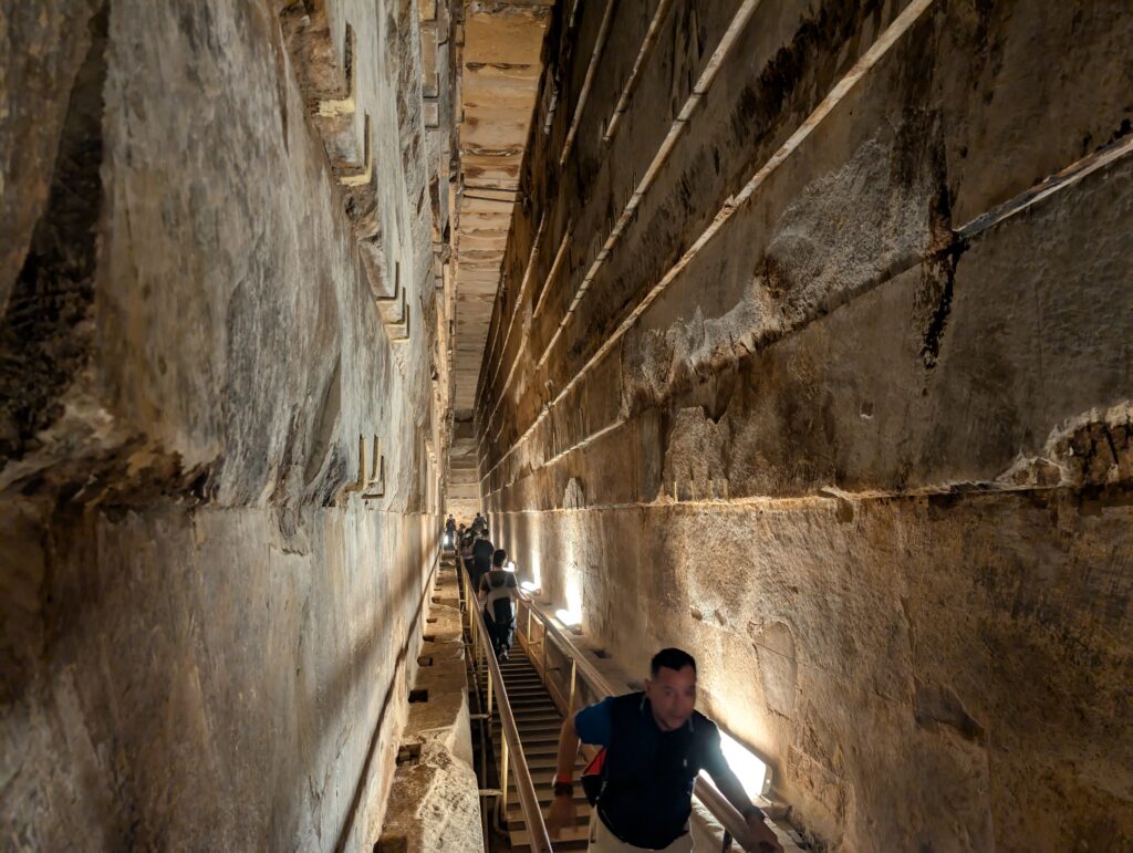 クフ王のピラミッド大回廊