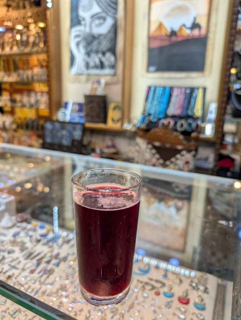 カルナデ（ハイビスカスティー）