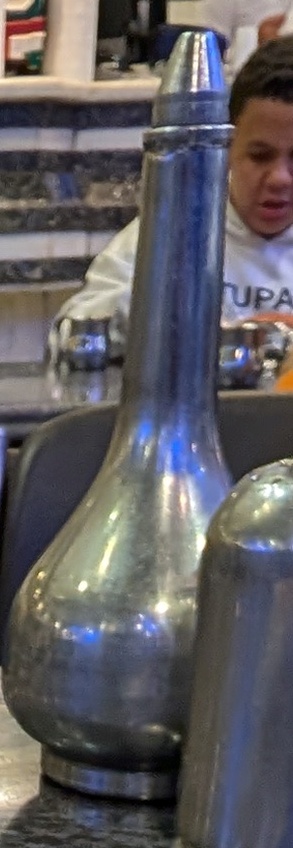 「ダッア（Da'ah）」と呼ばれるニンニク入りのお酢