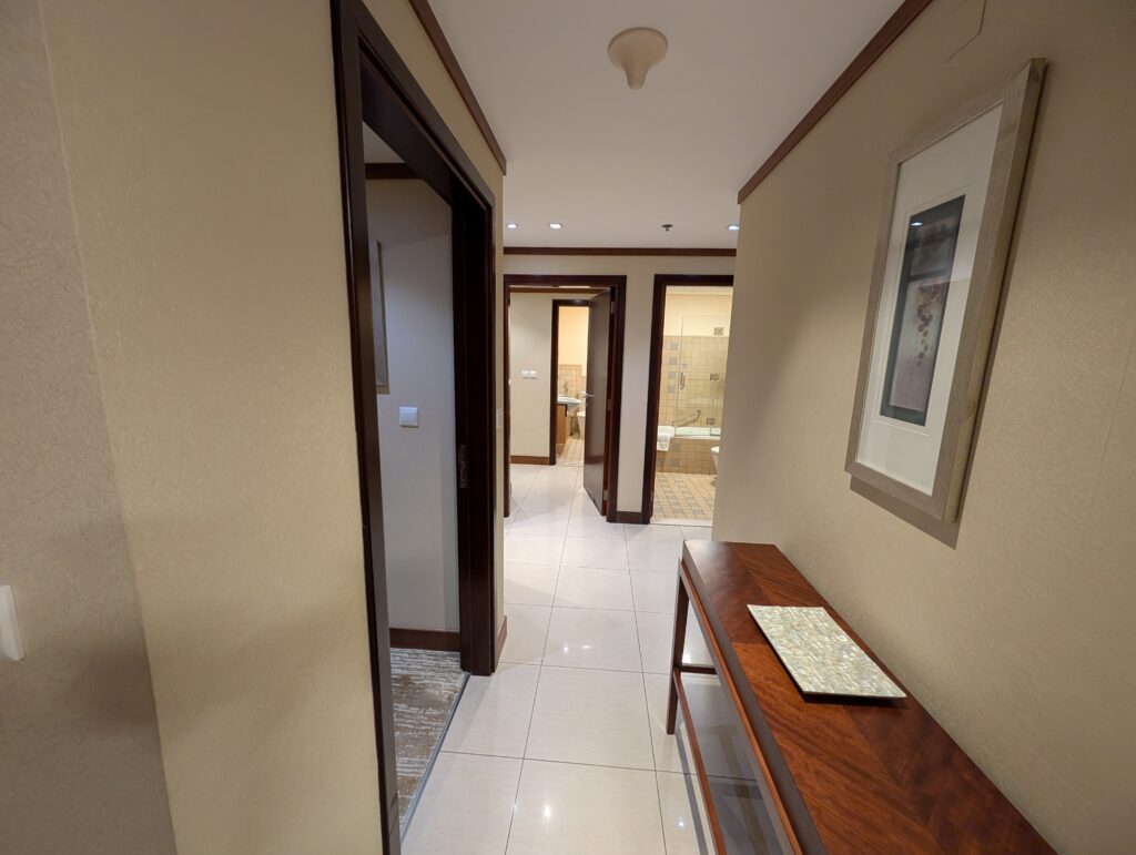 カールトン ダウンタウン ホテル（Carlton Downtown Hotel）