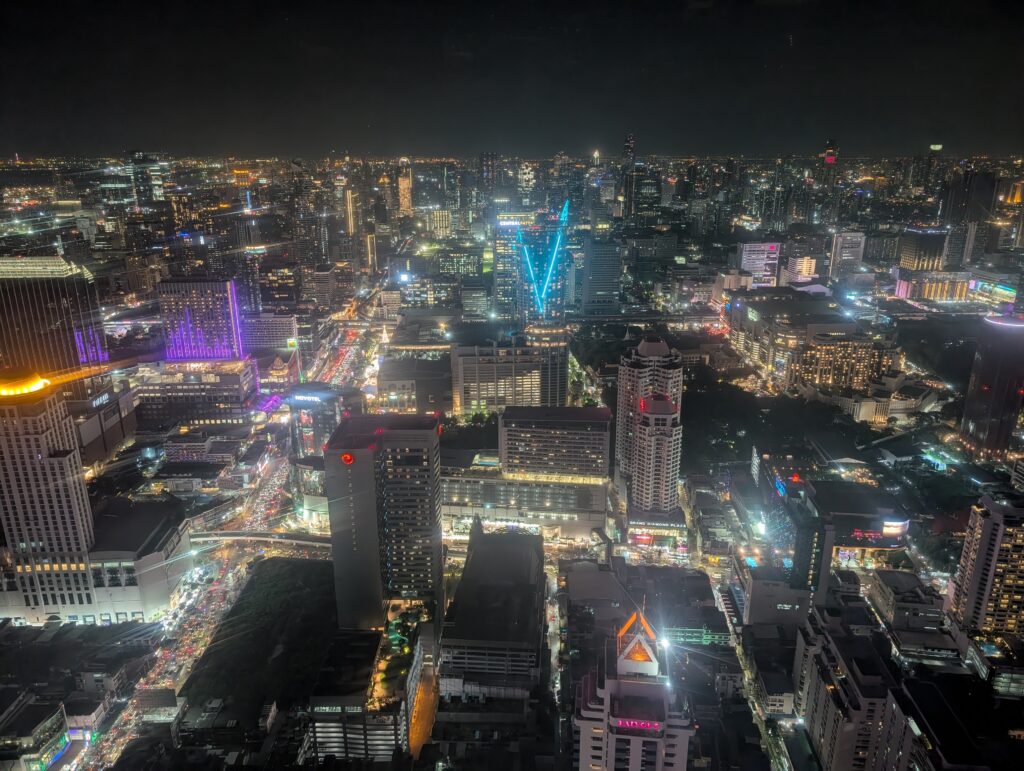 バイヨーク スカイ ホテルからの夜景