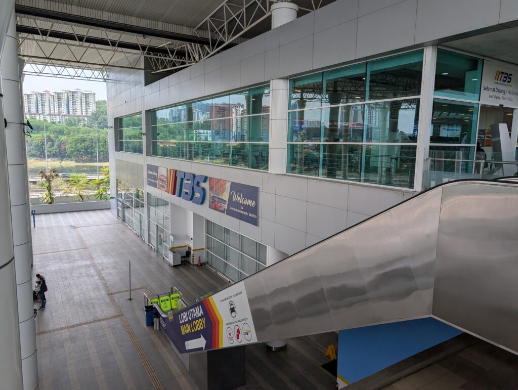 TBS（Terminal Bersepadu Selatan / ターミナル・ブルスパドゥ・スラタン）