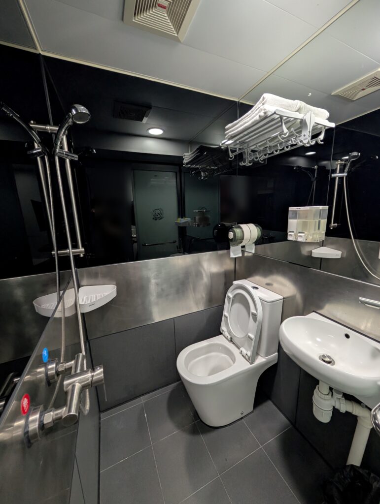 Ocean Inn（宏洋旅店）バスルーム