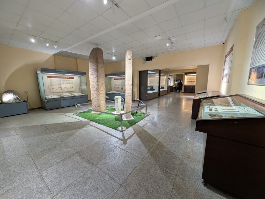 モンゴル国立博物館の展示室。モンゴル帝国の領域を示す大きなマップ