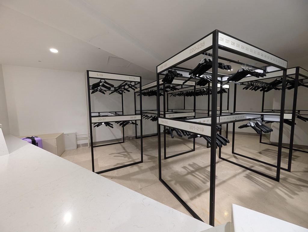 チンギス・ハーン国立博物館内のスーツケース預かり場