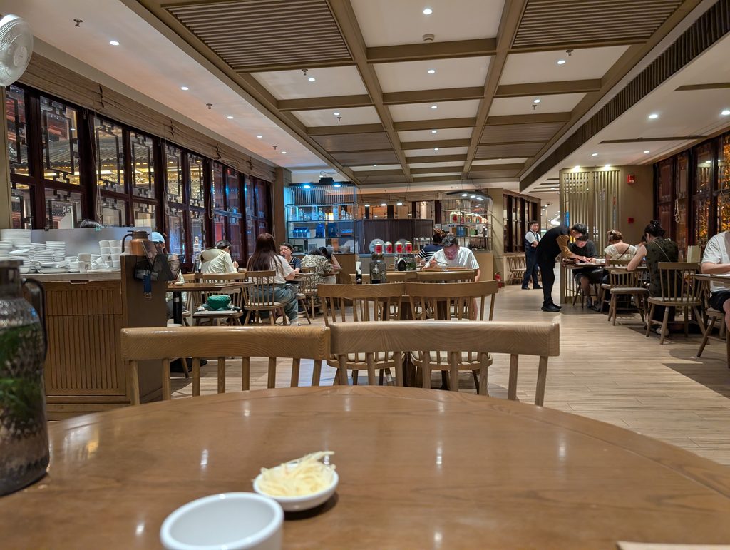 上海豫園商城の南翔饅頭店の店内