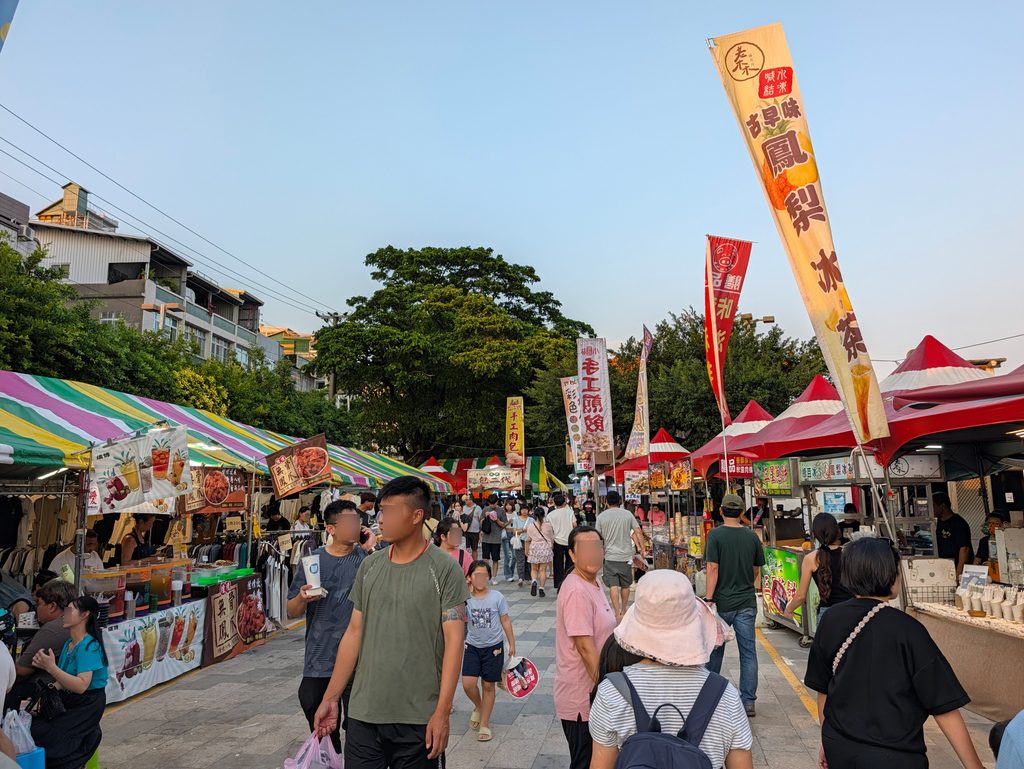 左営万年季の屋台の様子