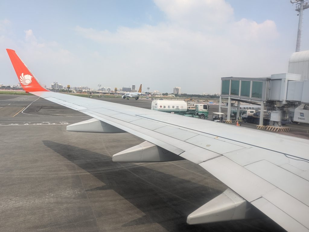 台湾・高雄空港に到着